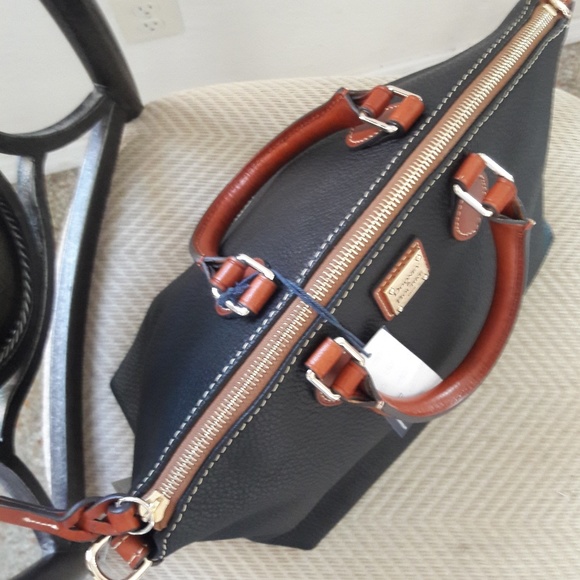 NWT DOONEY & BOURKE LEATHER DOMED SATCHEL HANDBAG - Picture 4 of 8